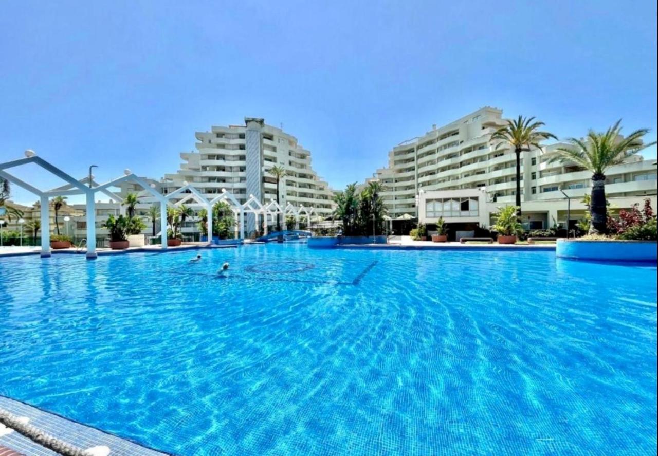 Benalbeach Casa Kito Relax 1ª Linea De Playa Benalmádena Exteriör bild